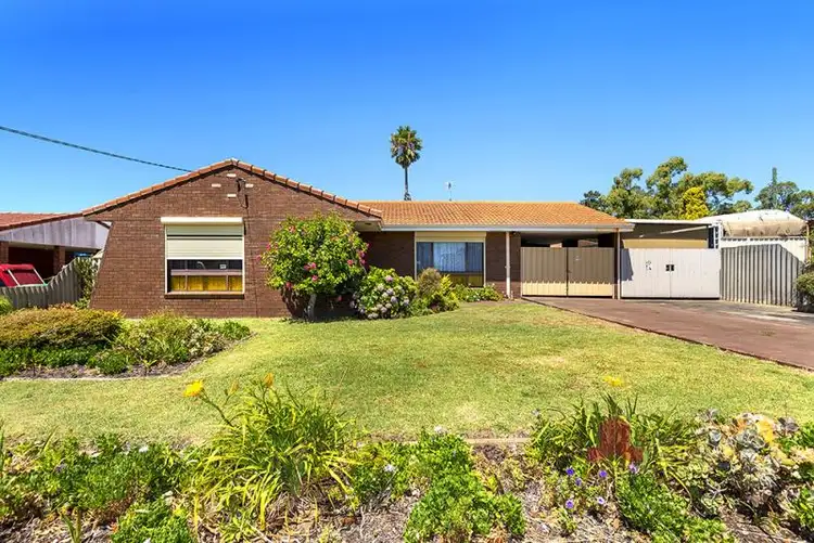 11 Plato Street, Carey Park WA 6230