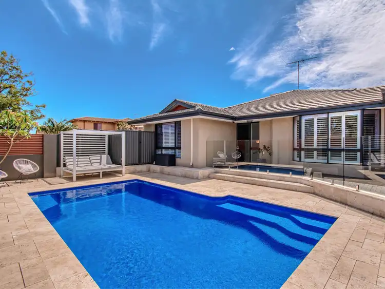 3 Hamilton Way, Silver Sands WA 6210