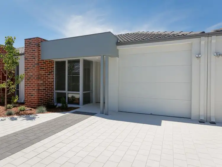11C Bluebill Road, Banksia Grove WA 6031