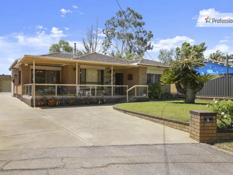 8 Leslie Road, Middle Swan WA 6056