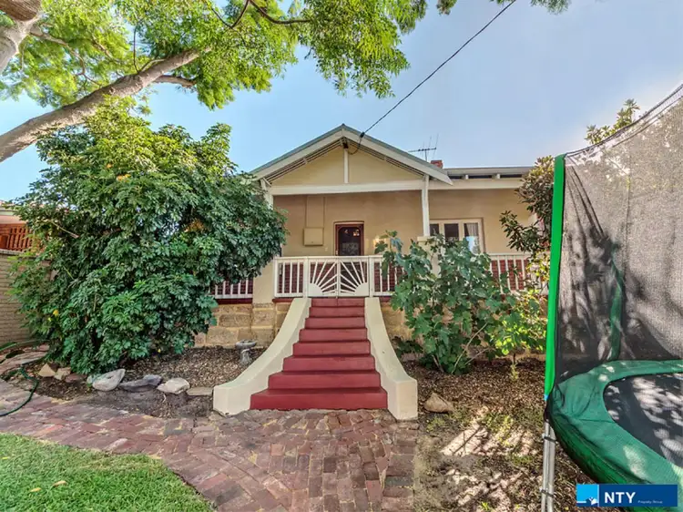 211 Peninsula Road, Maylands WA 6051