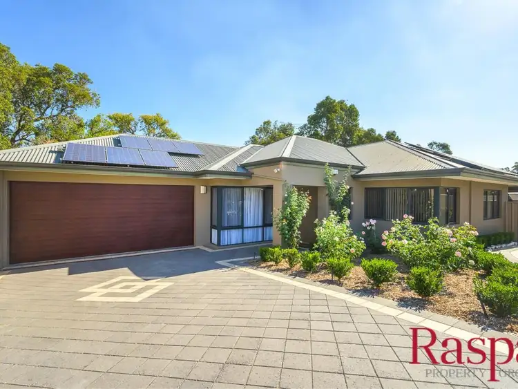 10 Birchgrove Court, Bibra Lake WA 6163