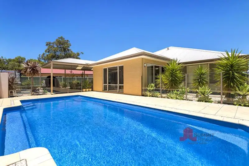 Main view of Homely house listing, 18 Connemara Way, Australind WA 6233