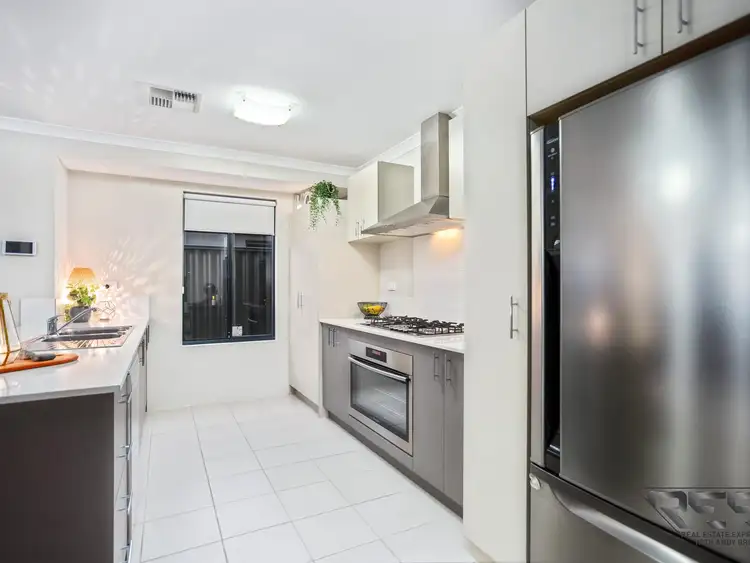 Sixth view of Homely house listing, 4 Crick Lane, Piara Waters WA 6112
