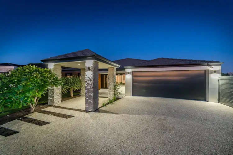 Second view of Homely house listing, 8 Vero Court, Iluka WA 6028