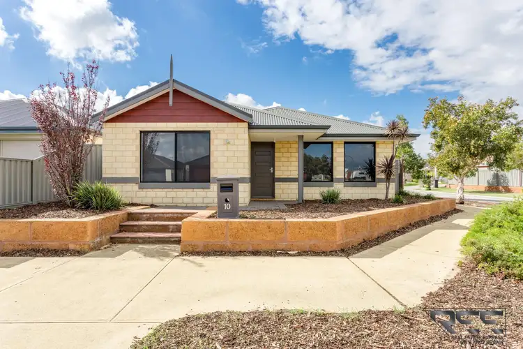 Fourth view of Homely house listing, 10 Hillhouse Way, Piara Waters WA 6112