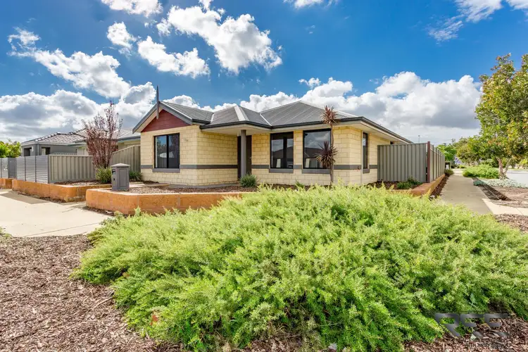 Sixth view of Homely house listing, 10 Hillhouse Way, Piara Waters WA 6112