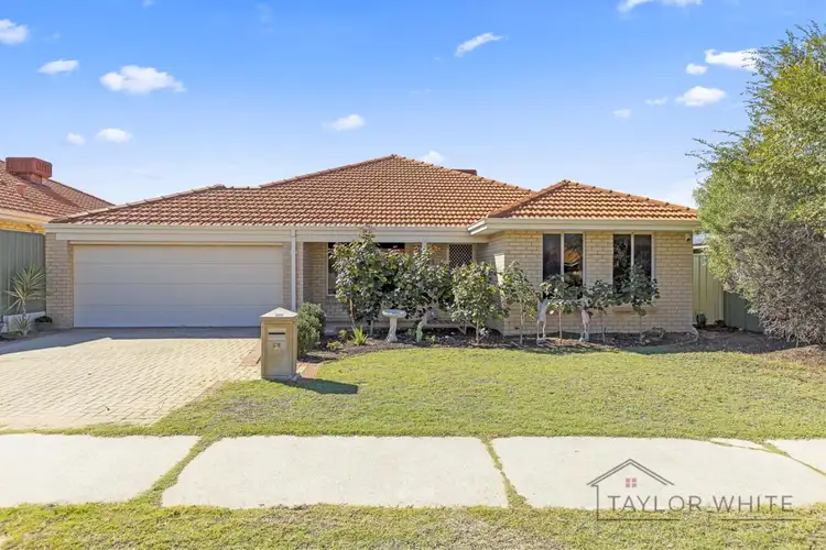 19 Blue Mountain Link, Merriwa WA 6030