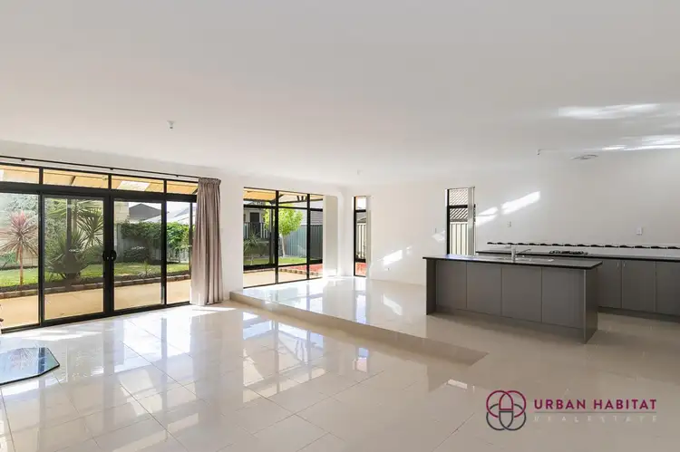 Sixth view of Homely house listing, 150 Runnymede Gate, Leda WA 6170