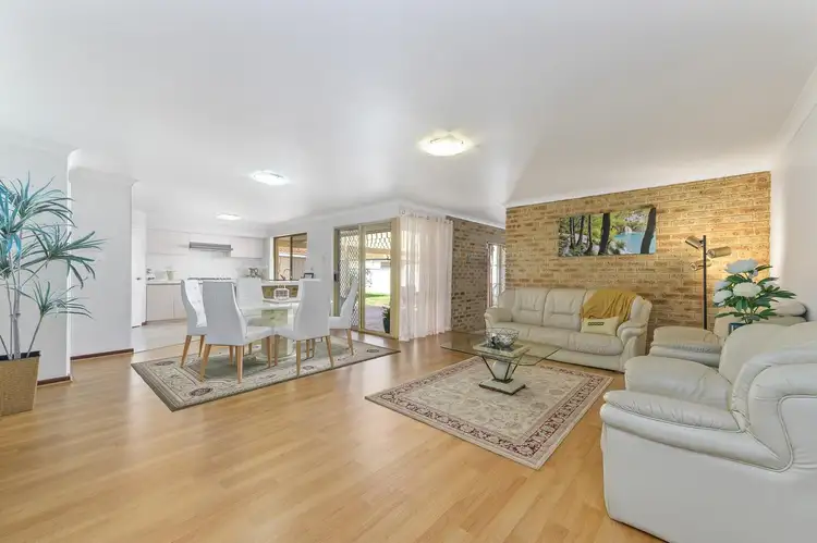 3 BAUHINIA RIDGE, Dianella WA 6059