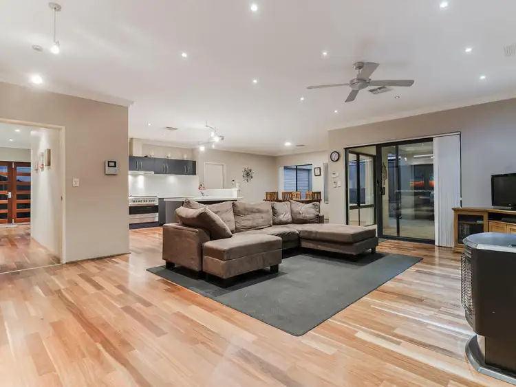 Third view of Homely house listing, 6 Mallard Way, Baldivis WA 6171