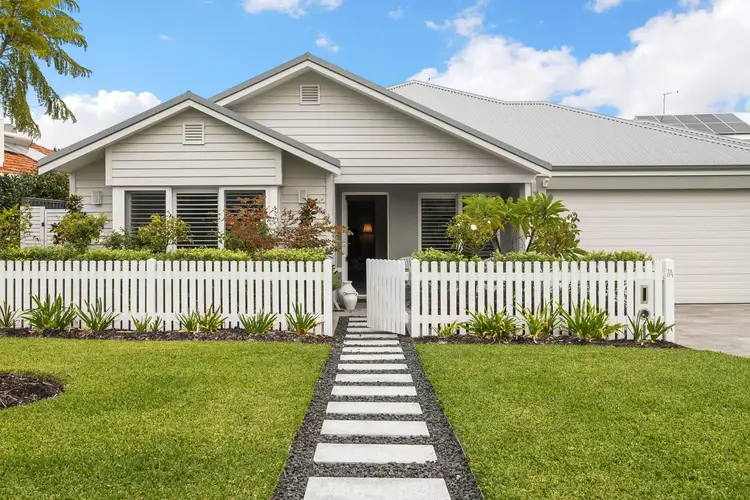 7A Coverley Street, Alfred Cove WA 6154