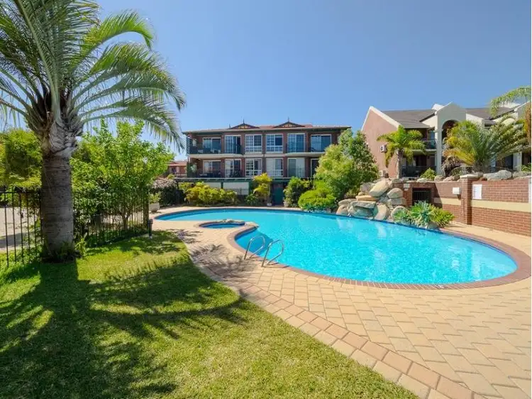 20/64 Moondine Drive, Wembley WA 6014