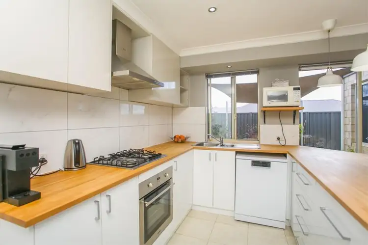 Fifth view of Homely house listing, 15 Cochrane Loop, Aveley WA 6069