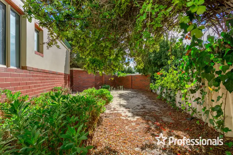Second view of Homely house listing, 1/33 Paddington Court, Bibra Lake WA 6163