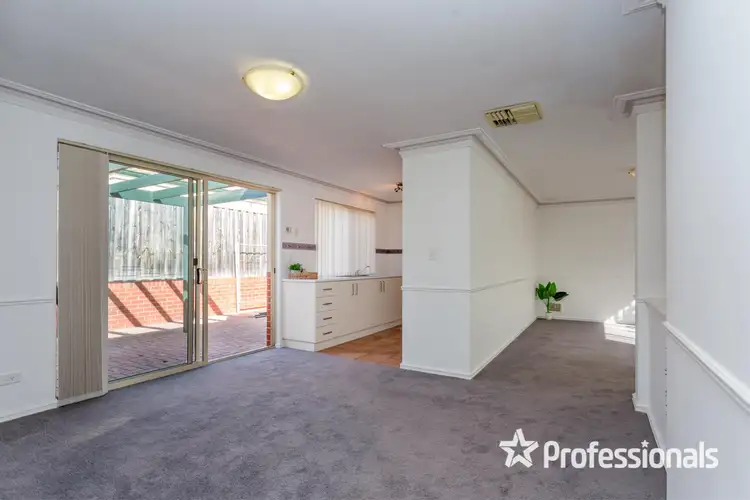 Sixth view of Homely house listing, 1/33 Paddington Court, Bibra Lake WA 6163