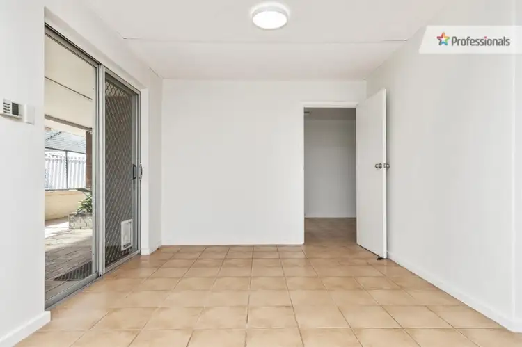 Sixth view of Homely house listing, 17 Ackmar Way, Swan View WA 6056