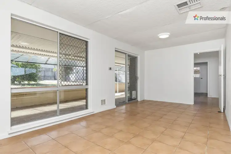 Seventh view of Homely house listing, 17 Ackmar Way, Swan View WA 6056