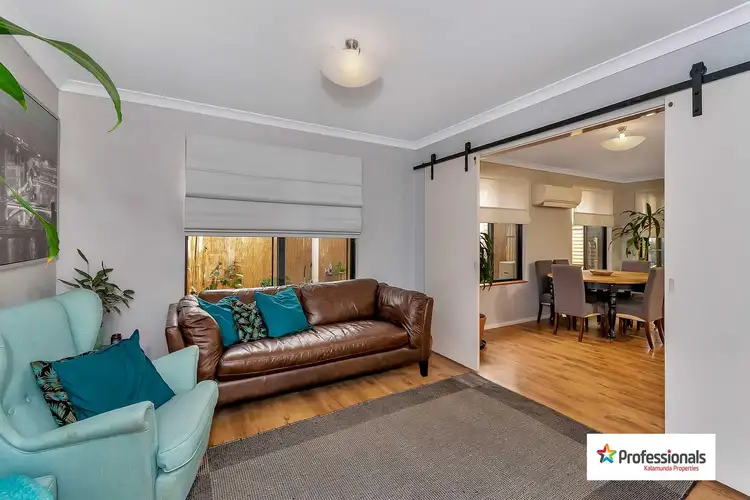 14 Kooya Way, Wattle Grove WA 6107