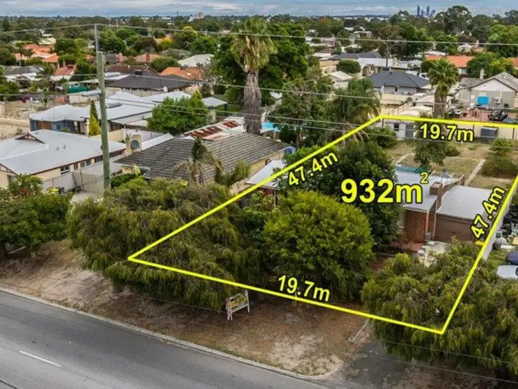 306 Wharf Street, Queens Park WA 6107