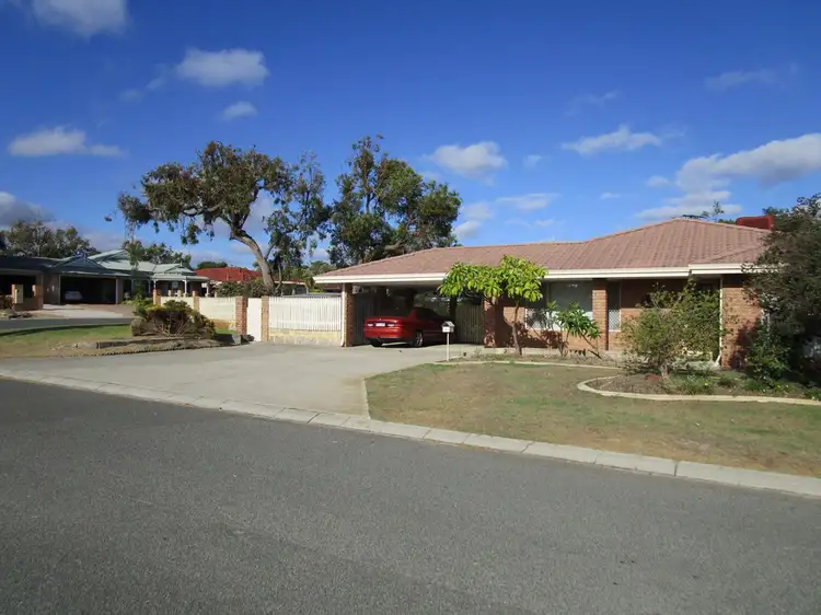 4 Horton Crescent, Marangaroo WA 6064