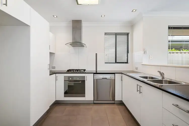 Fifth view of Homely villa listing, 3/49 Pearson Street, Ashfield WA 6054