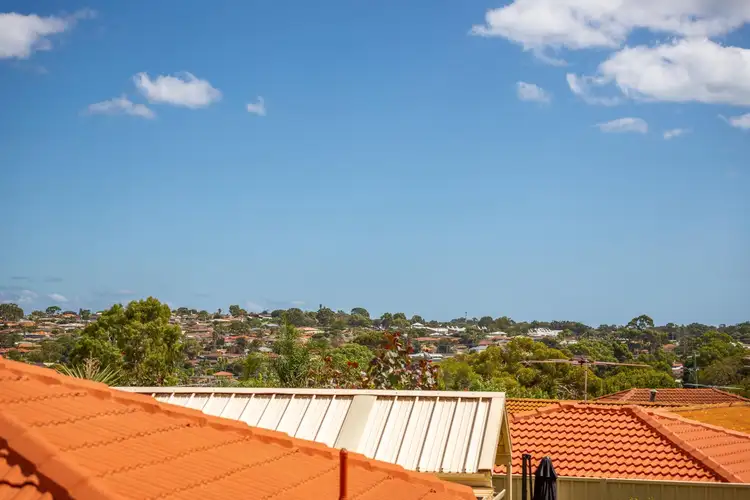 Fifth view of Homely house listing, 18 Mandarin Court, Craigie WA 6025