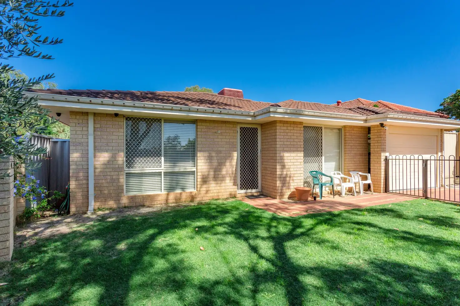 Main view of Homely house listing, 1/19 Warwick Street, St James WA 6102