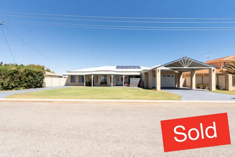 14 Agonis Street, Leeman WA 6514