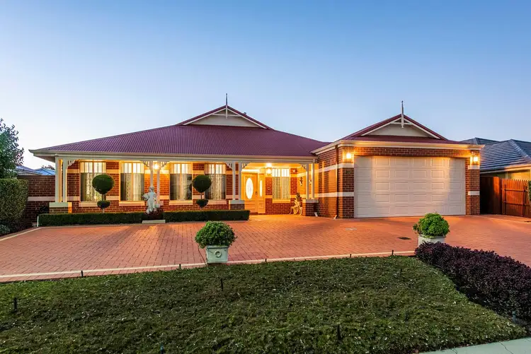 32 Crossland Avenue, Ellenbrook WA 6069