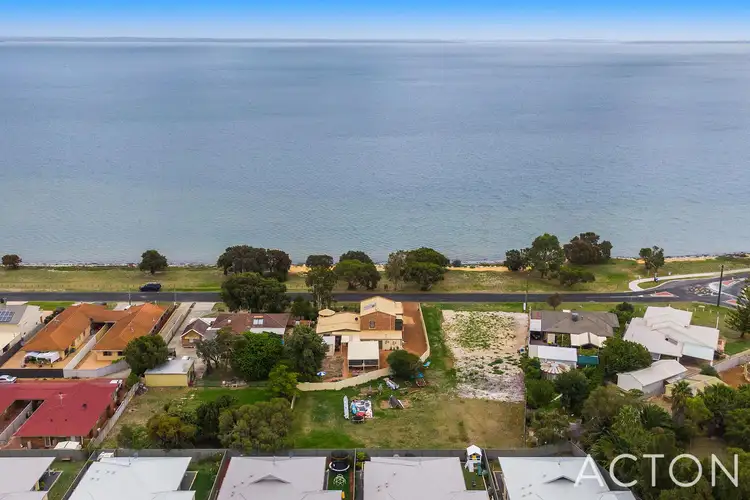 7 John Street, Coodanup WA 6210