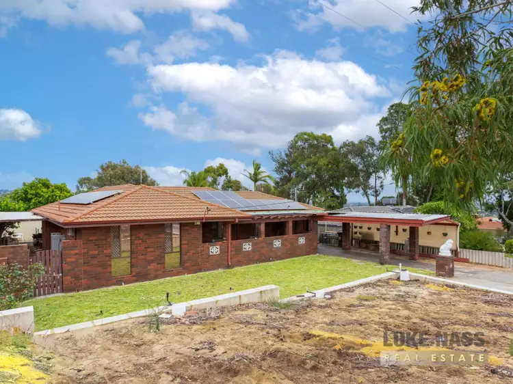 15 Alola Street, Kelmscott WA 6111