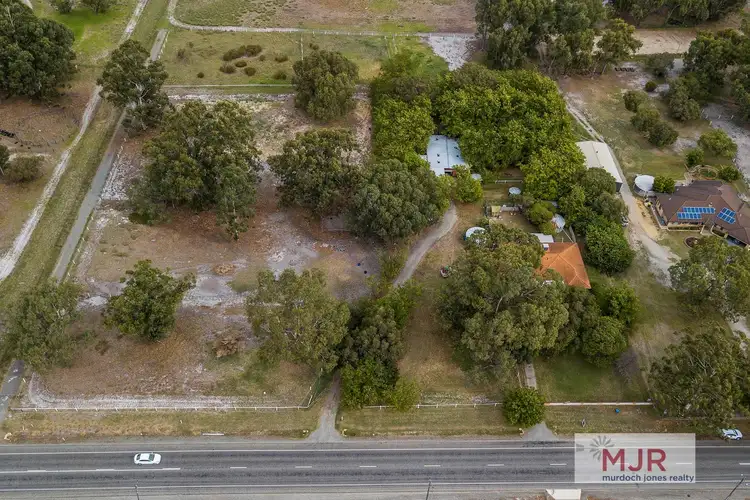 864 Rowley Road, Oakford WA 6121