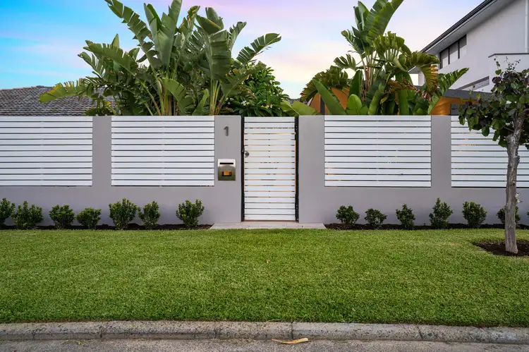 1 Arney Place, Melville WA 6156