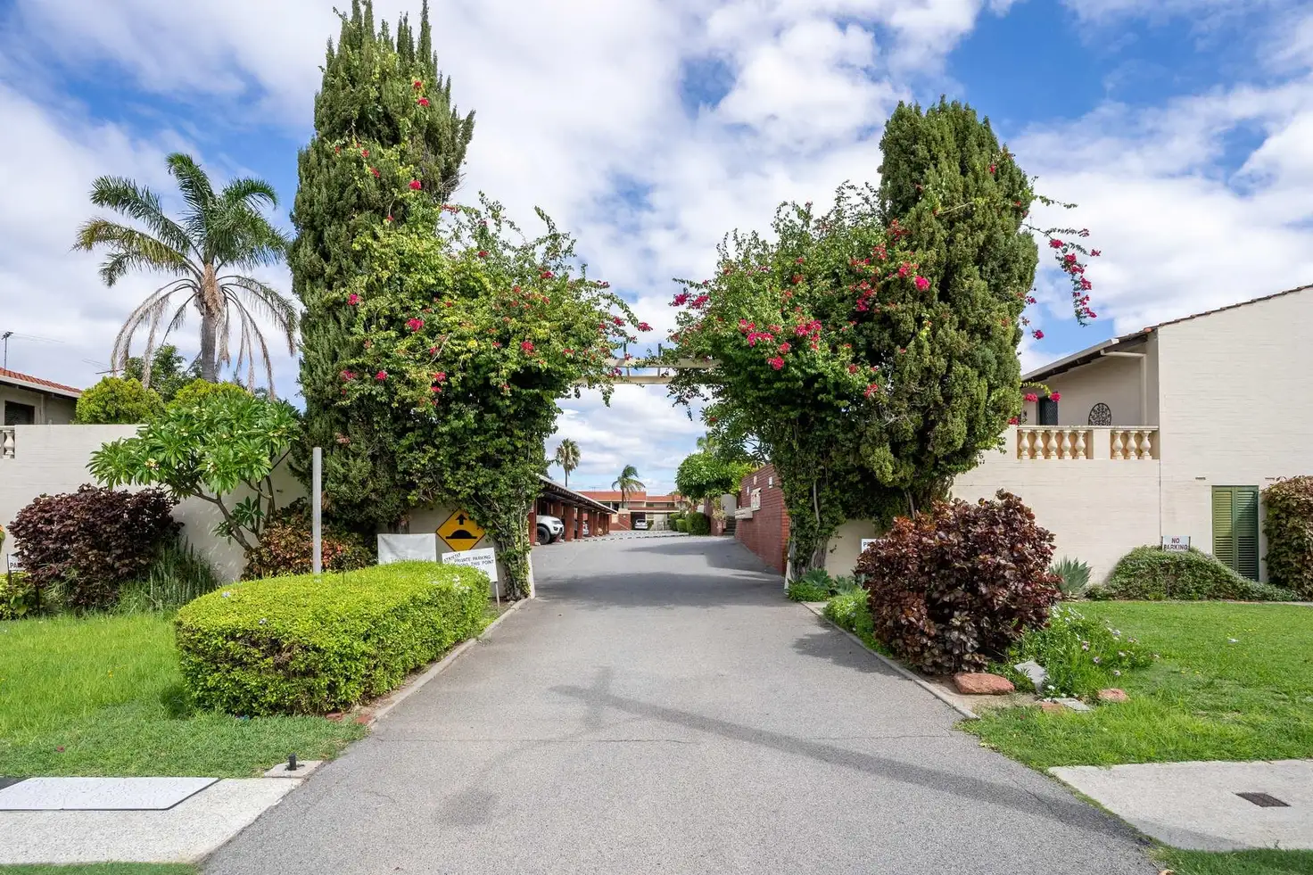 Main view of Homely unit listing, 19/12-16 Morley Drive, Tuart Hill WA 6060