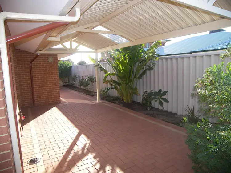 2/20 Ivanhoe Street, Bassendean WA 6054