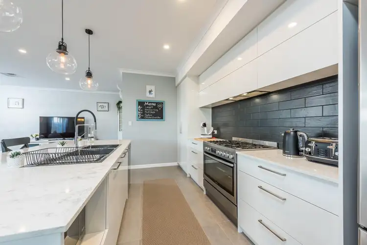Fifth view of Homely house listing, 4 Macquarie Street, Jindalee WA 6036