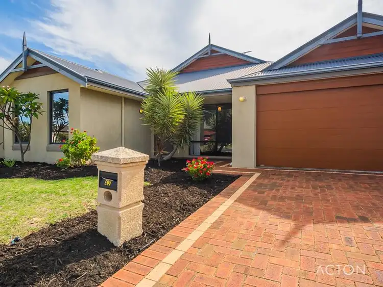 42 Carissa Turn, Halls Head WA 6210