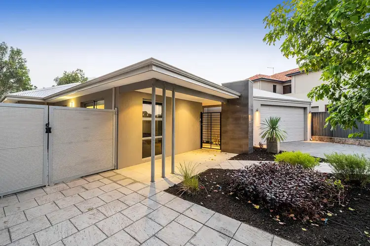 Second view of Homely house listing, 40 Longview Way, The Vines WA 6069