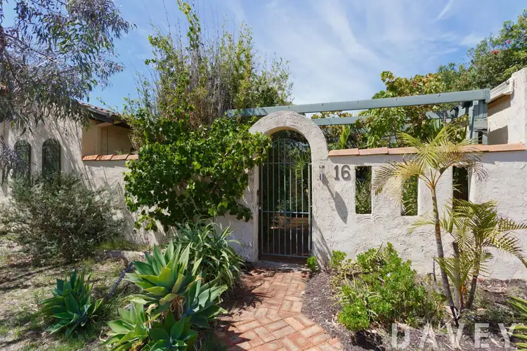 16 Edward Street, Sorrento WA 6020