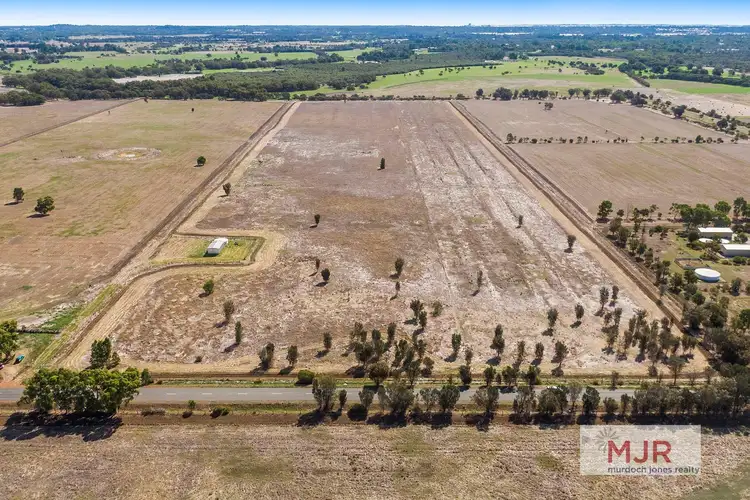 692 King Road, Oldbury WA 6121