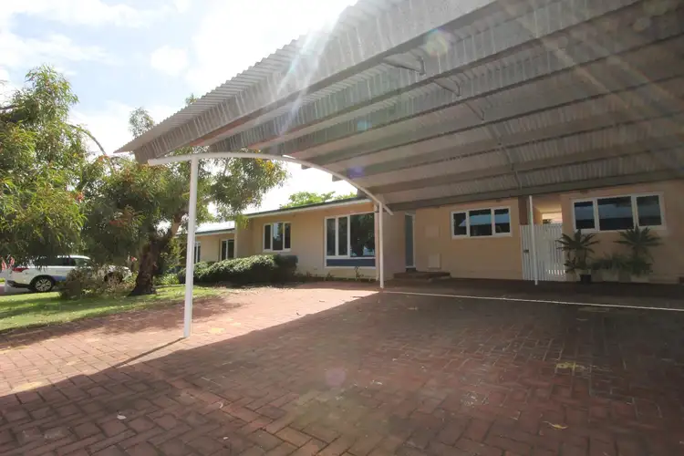 13C Calvert Way, Girrawheen WA 6064