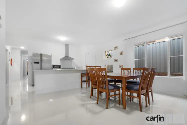 26 Bindarri Grove, Wandi WA 6167
