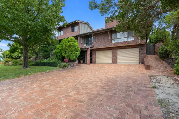 22 Mcguiness Drive, Leeming WA 6149