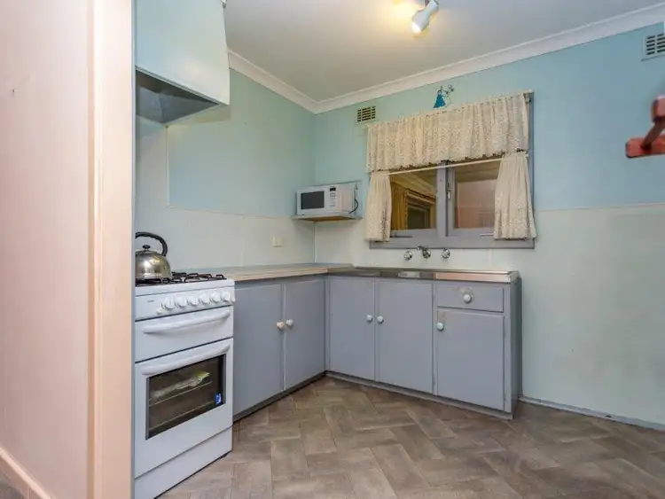 Sixth view of Homely house listing, 24 Birrel Place, Gosnells WA 6110