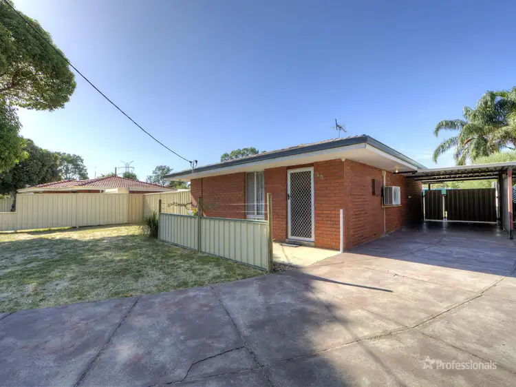 Main view of Homely semi-detached listing, 6B Moir Place, Midvale WA 6056