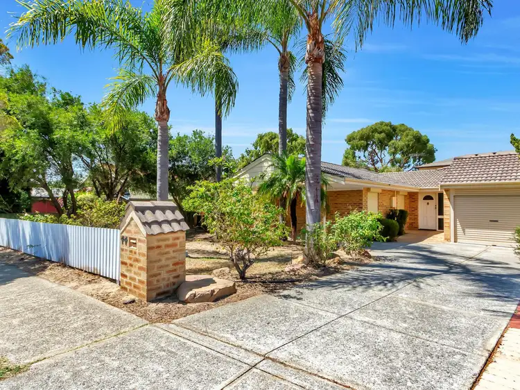 44 Grebe Street, Stirling WA 6021