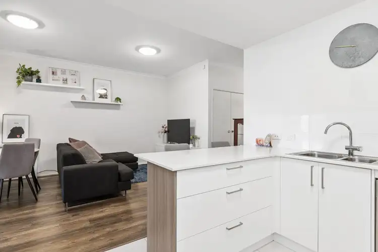 Fifth view of Homely apartment listing, 33/2 Louvre Way, Baldivis WA 6171