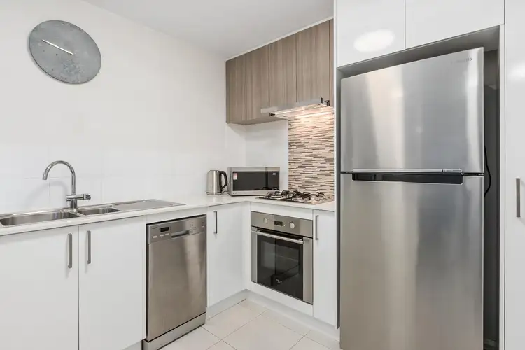 Sixth view of Homely apartment listing, 33/2 Louvre Way, Baldivis WA 6171