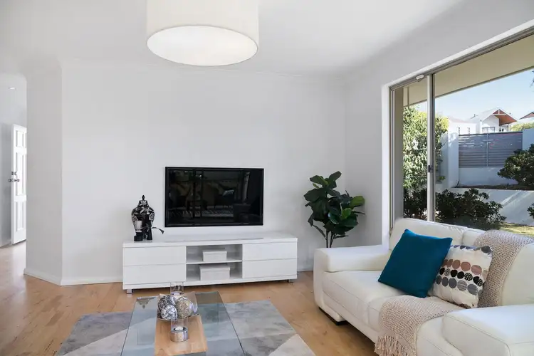 Sixth view of Homely semi-detached listing, 1/30 Ramsdale Street, Doubleview WA 6018